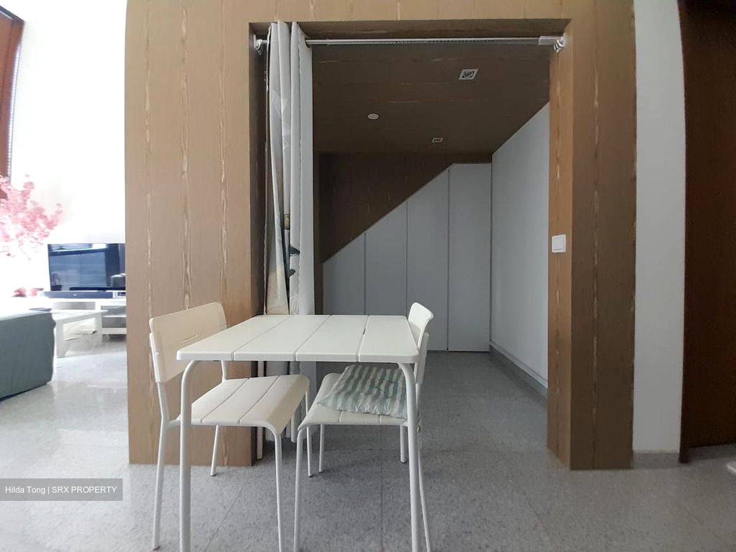 PS100 (D2), Office #565031221